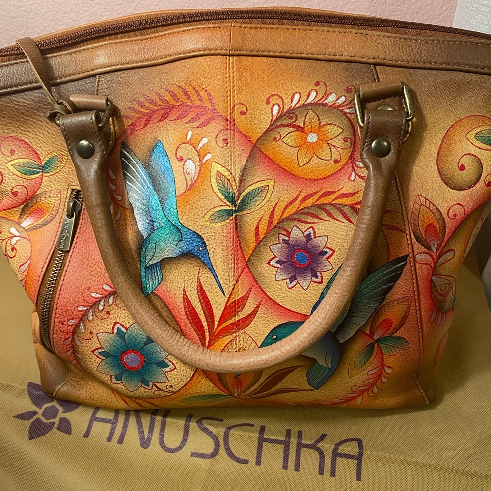 Anuschka handmade bag. Large medium size. Colors as seen in pictures. Zip top.